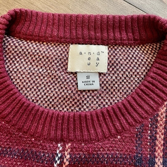 𝅺a New Day Sweater - Picture 3 of 5